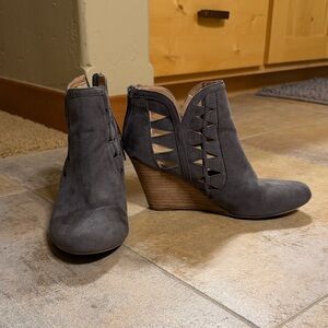 Report Dark Gray Cutout Wedge Booties